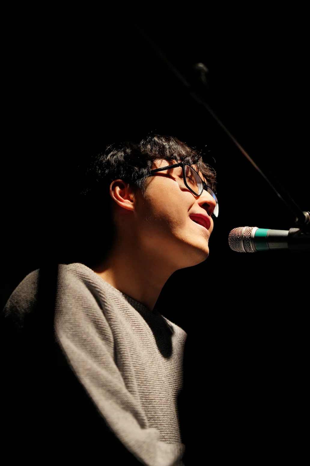 Thomas Lai performing live at La Sotterenea, Montréal