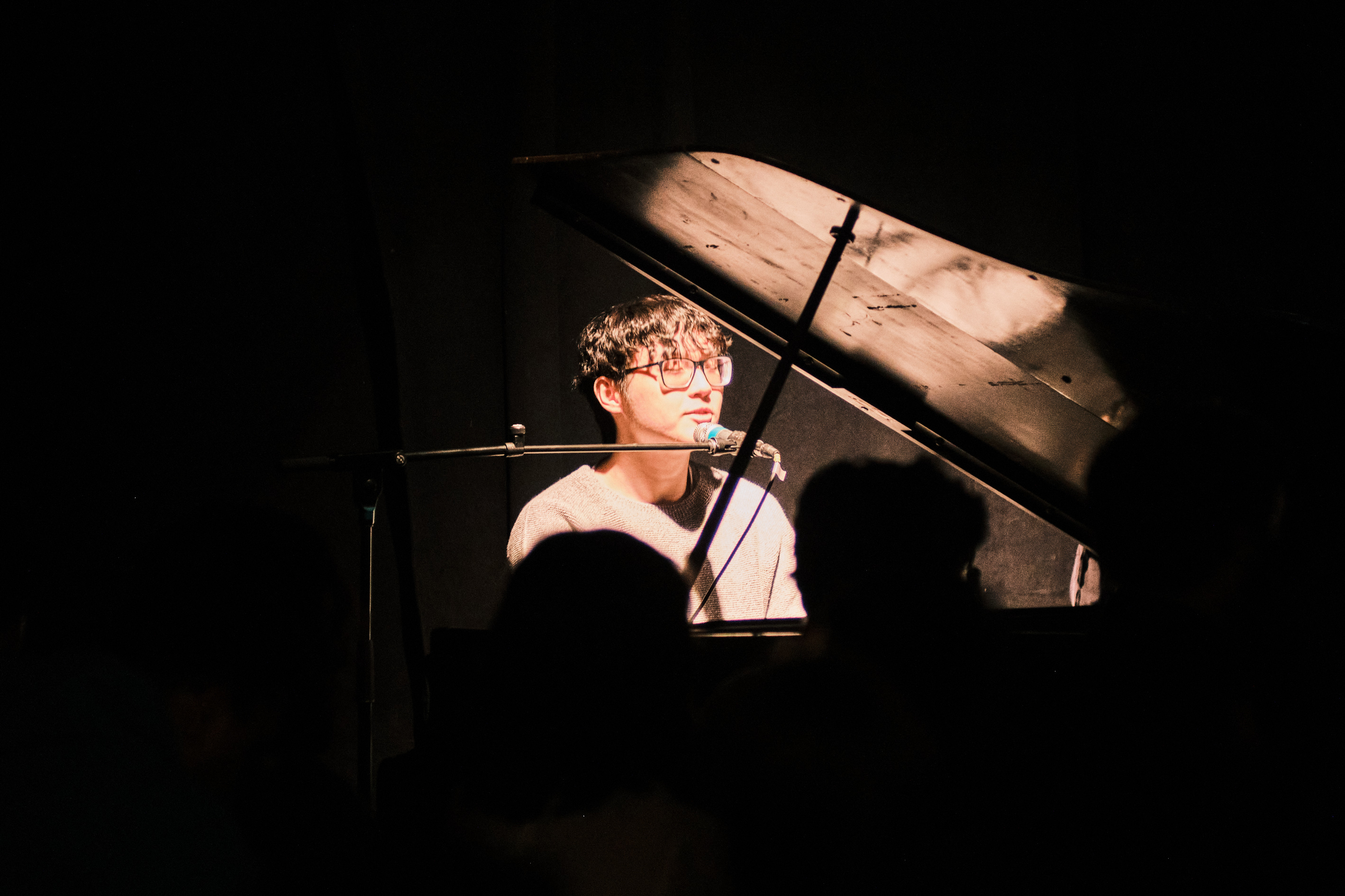 Thomas Lai performing live in Montreal